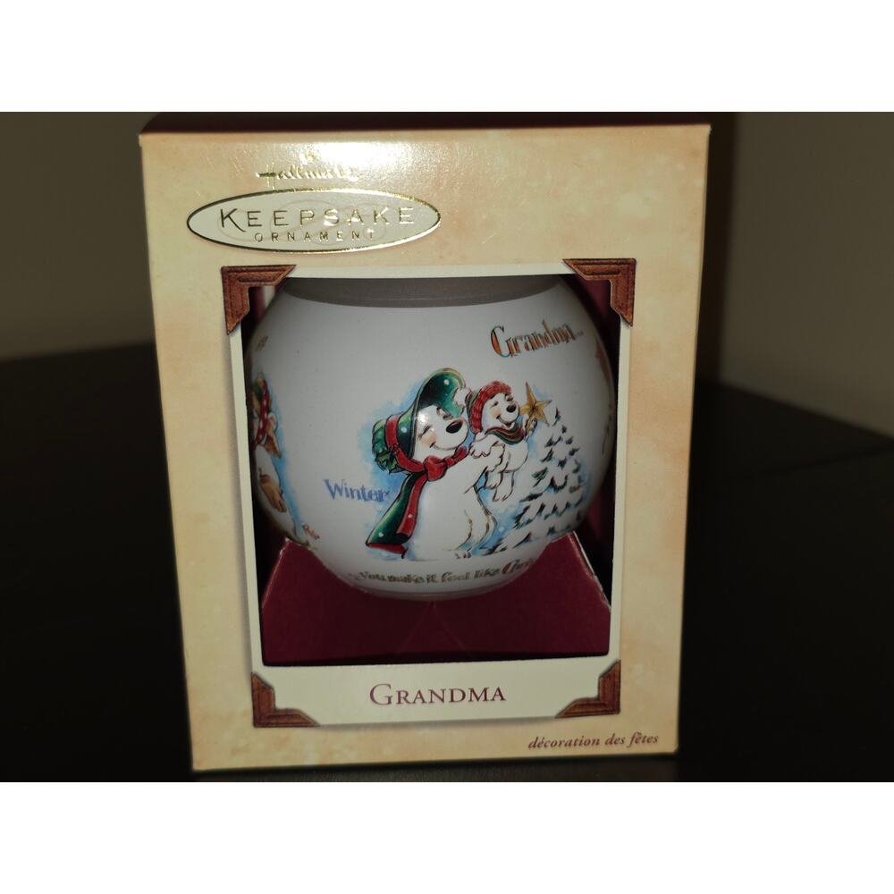 Vintage 2002 Hallmark Glass Ball Grandmother's Christmas Ball